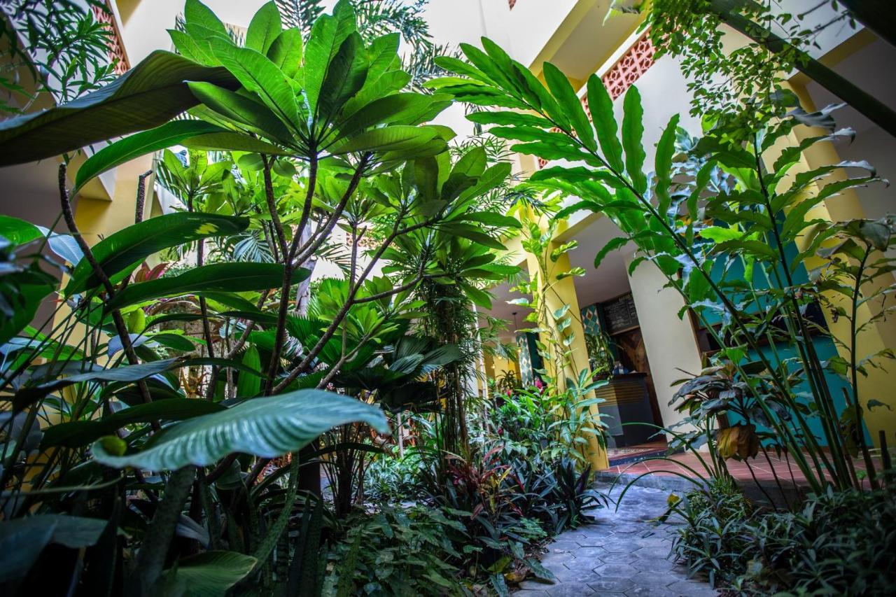 Hotel Old Cinema Kampot Εξωτερικό φωτογραφία